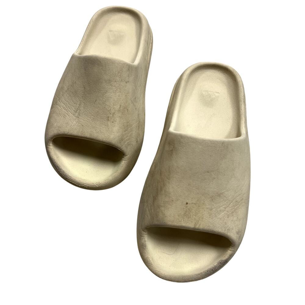 Adidas Yeezy Sand Slides Men's Size 7
